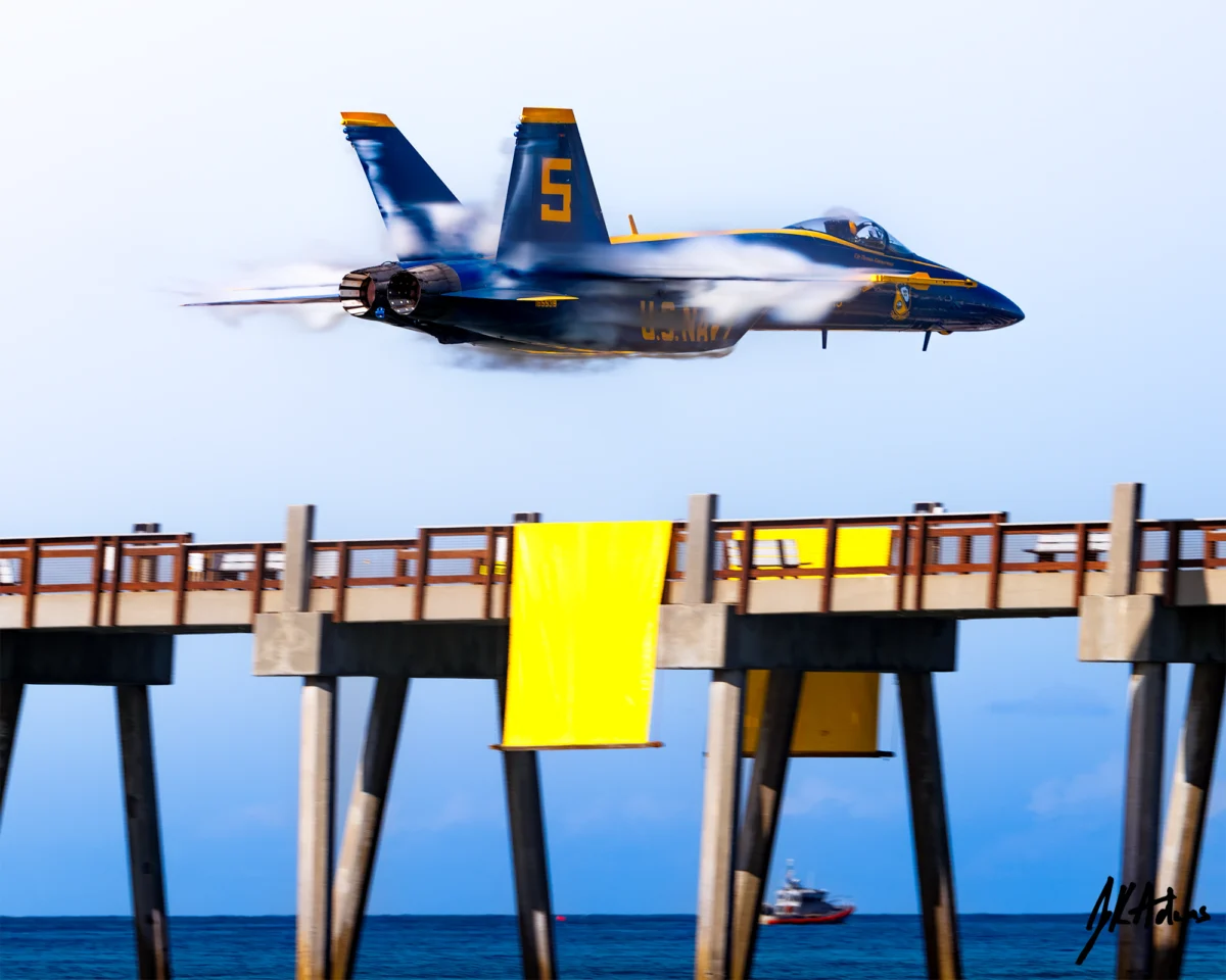Pier Sneak